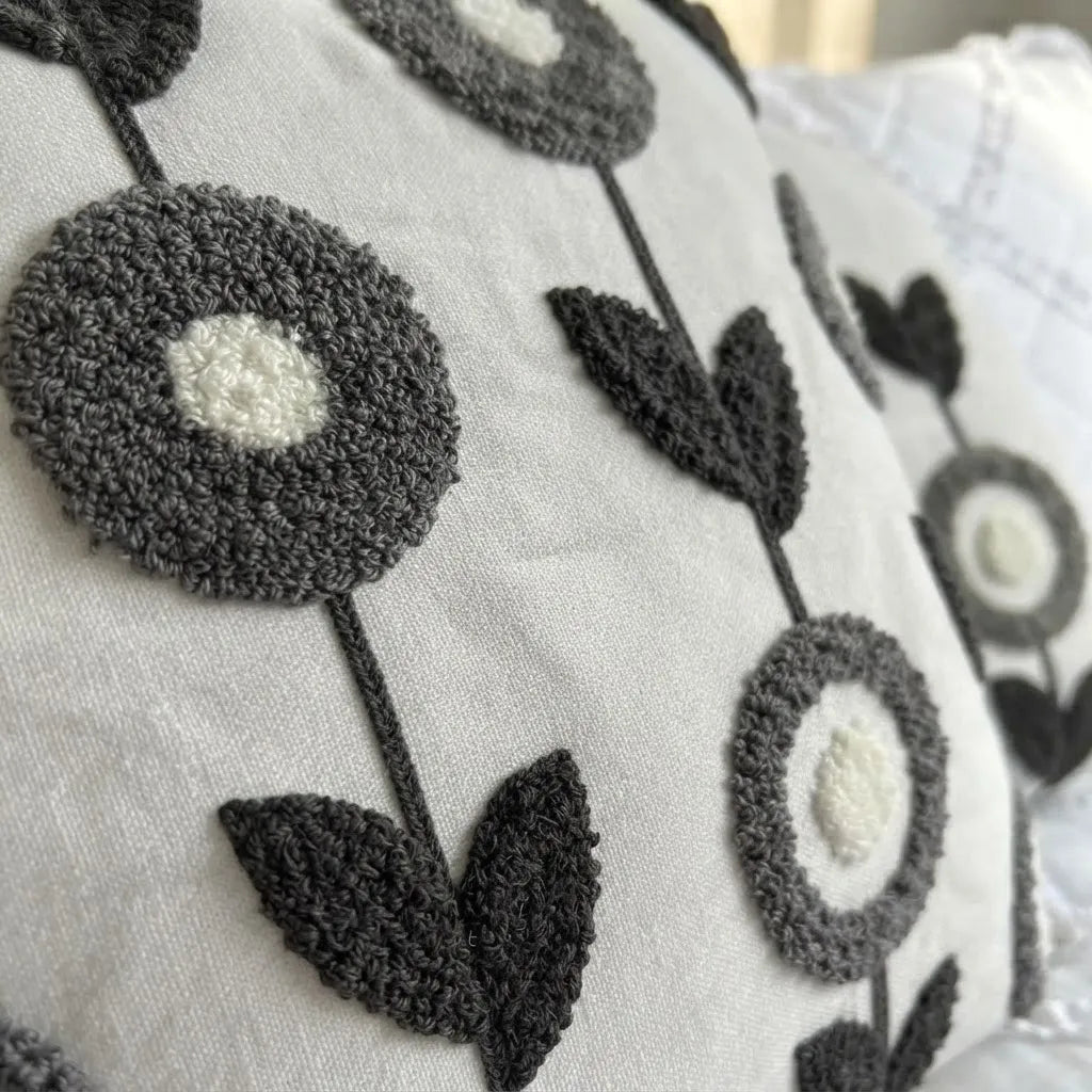 Fundas de cojines bordadas  Flores De Invierno