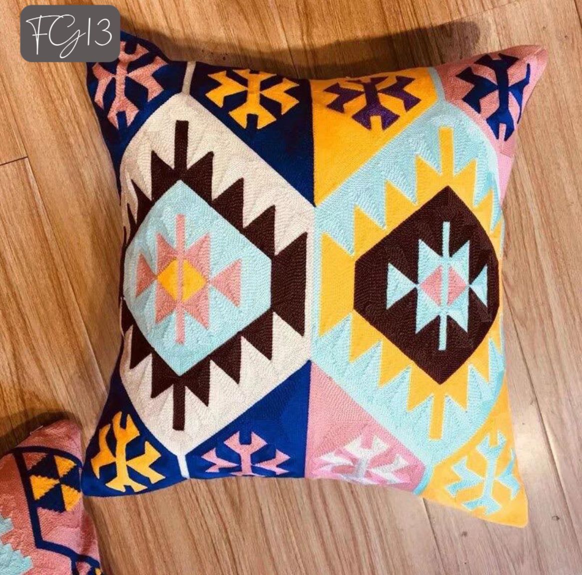 Fundas de cojines con diseños  geométricos