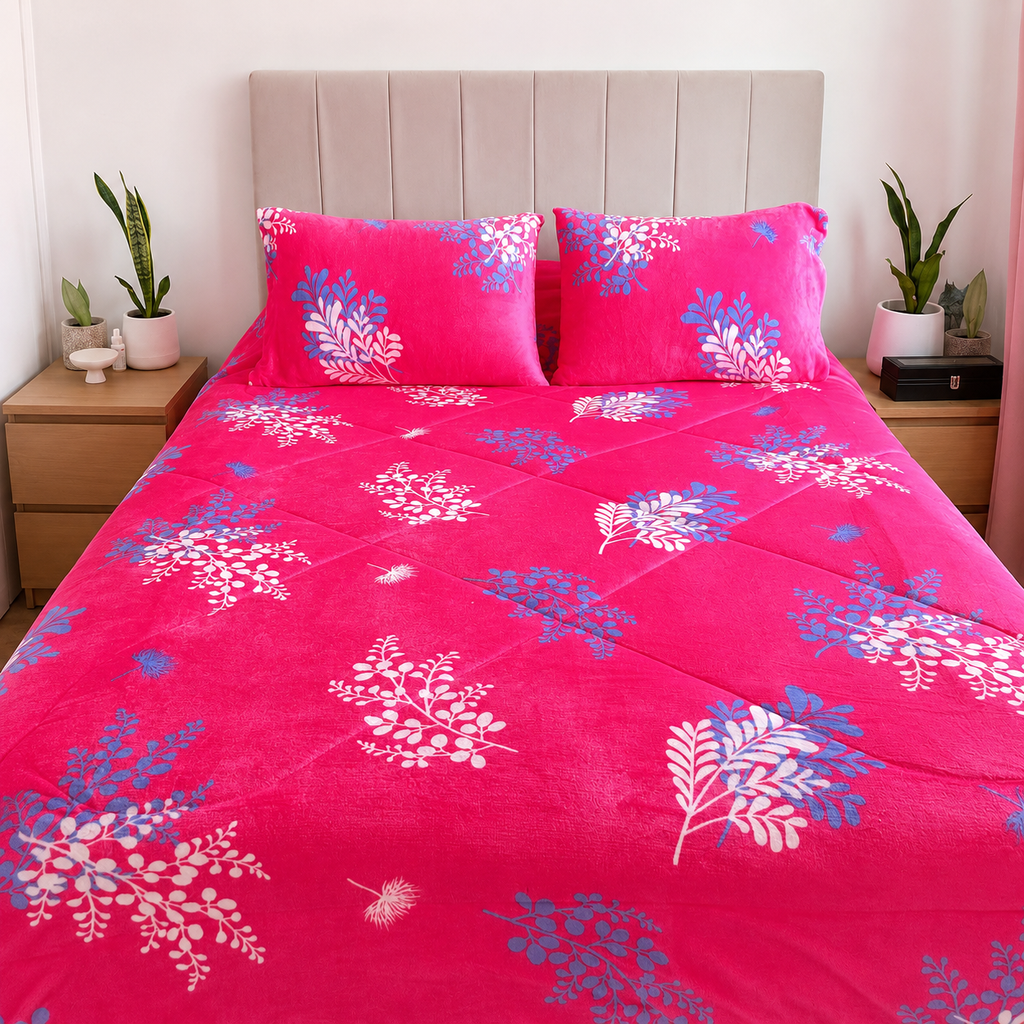 Cubrecama 2 Plazas Polar con Chiporro  Fucsia Floral  230x250 cm + 2 Fundas