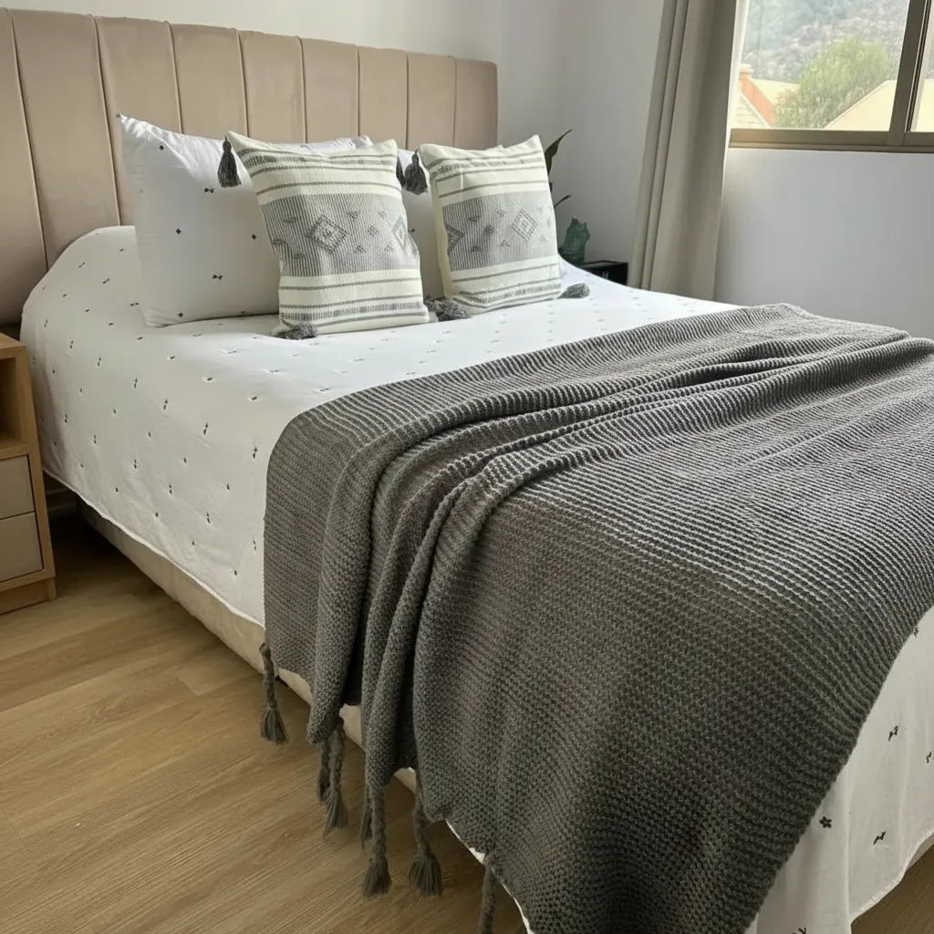 Manta Chenille Extra Grande Con Flecos De Soga 240 X 180 Cm  - Gris