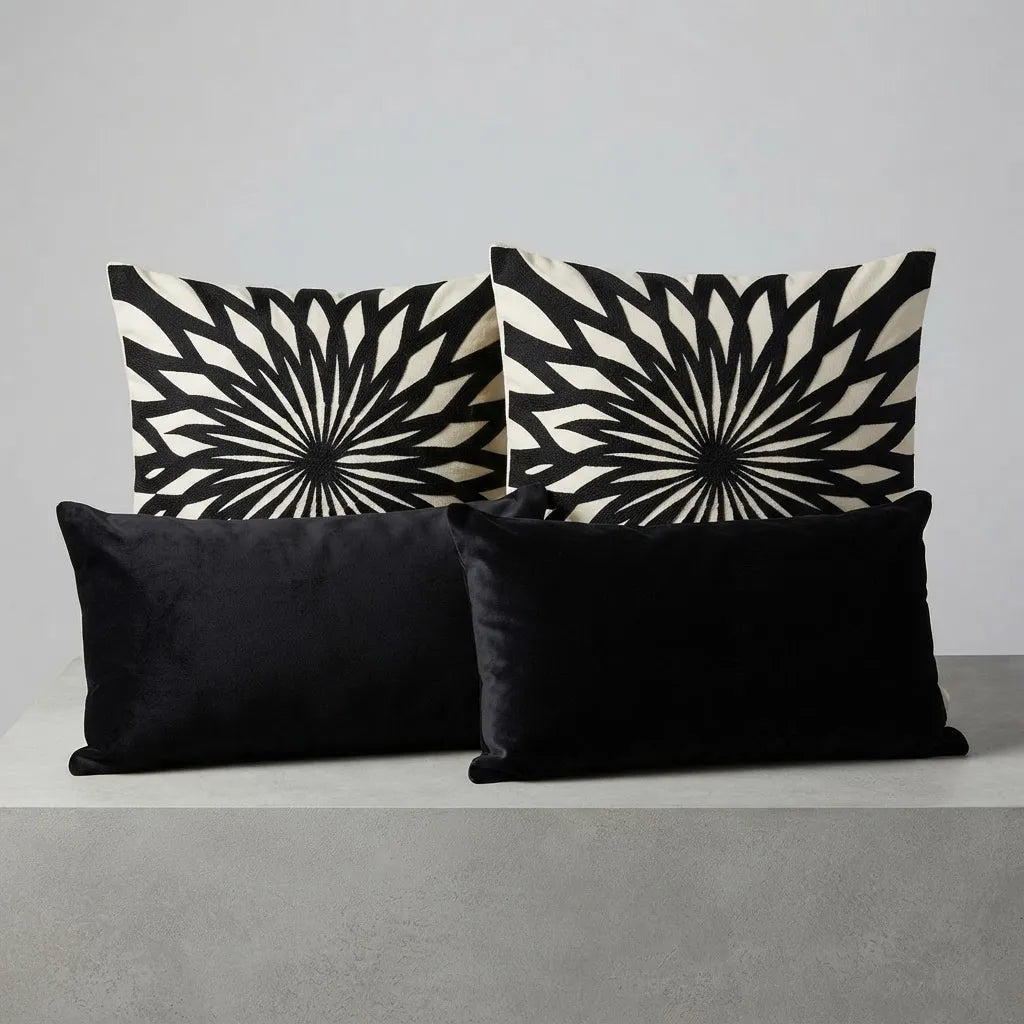 Set De 4 Cojines Sol Ónix | Bordados Y Terciopelo Negro
