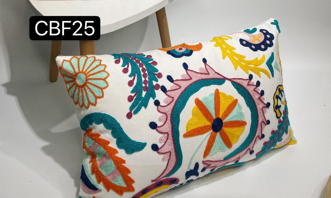 Fundas de cojines bordadas con flores