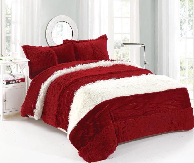 Cubrecama rojo, combinado.