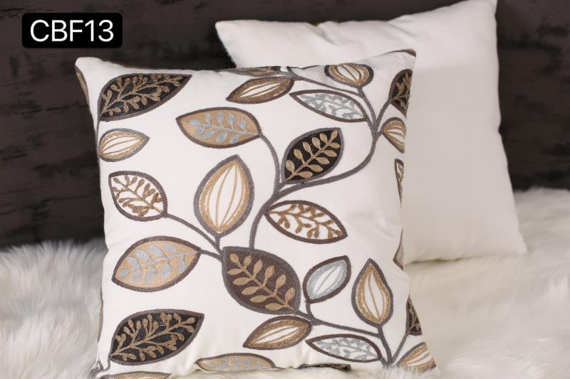 Fundas de cojines bordadas con flores