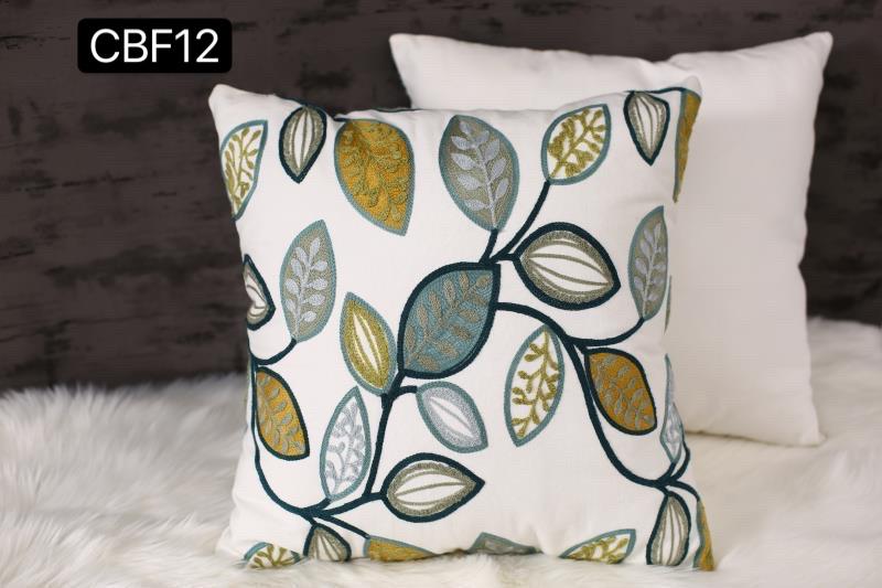 Fundas de cojines bordadas con flores