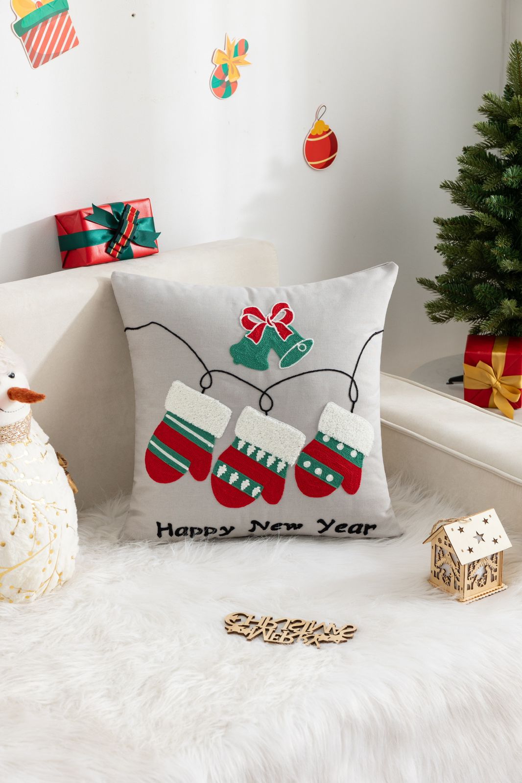 Fundas de cojines bordadas,  diseño navideño en 45x45cm