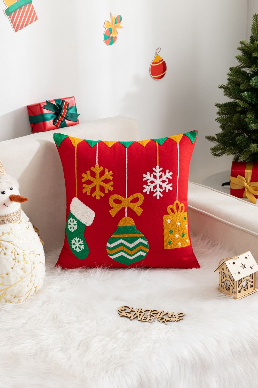 Fundas de cojines bordadas,  diseño navideño en 45x45cm