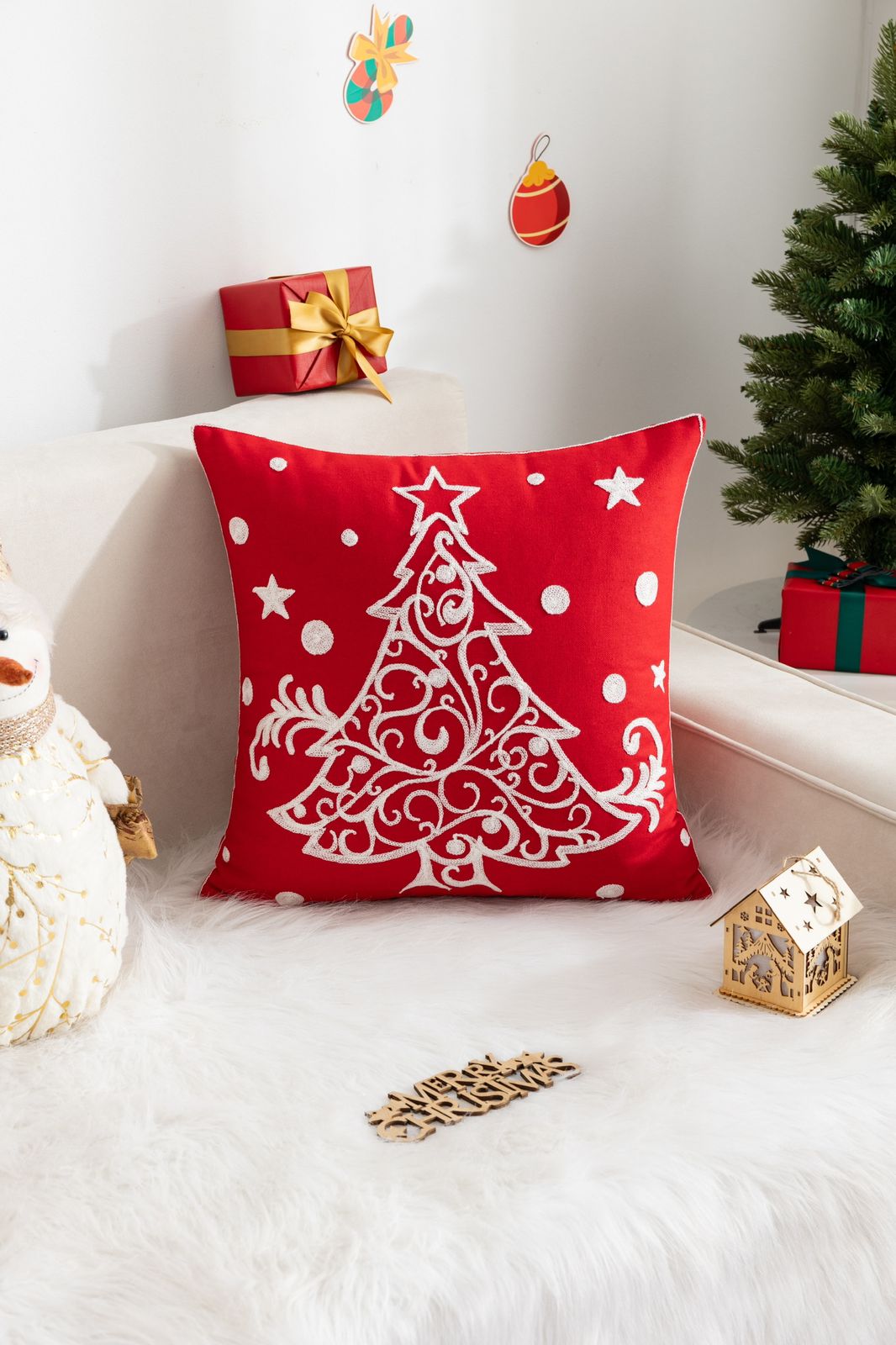 Fundas de cojines bordadas,  diseño navideño en 45x45cm
