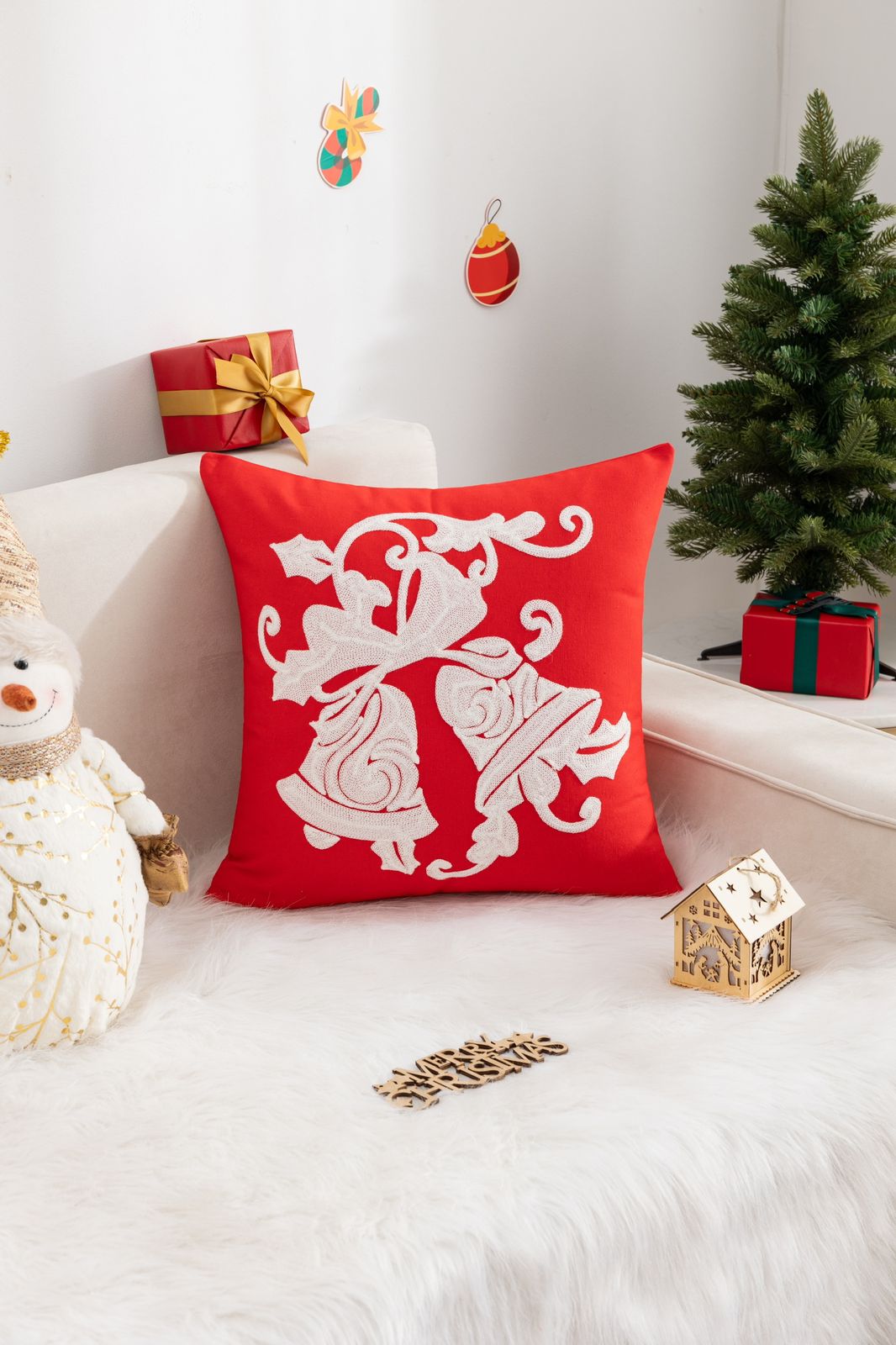 Fundas de cojines bordadas,  diseño navideño en 45x45cm