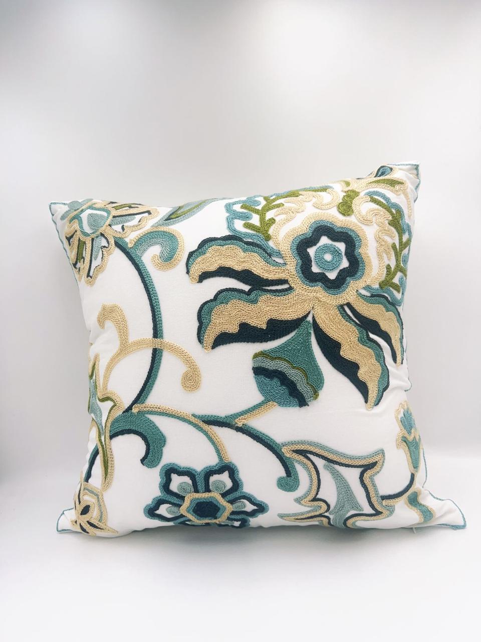 Fundas de cojines bordadas en 45x45cm