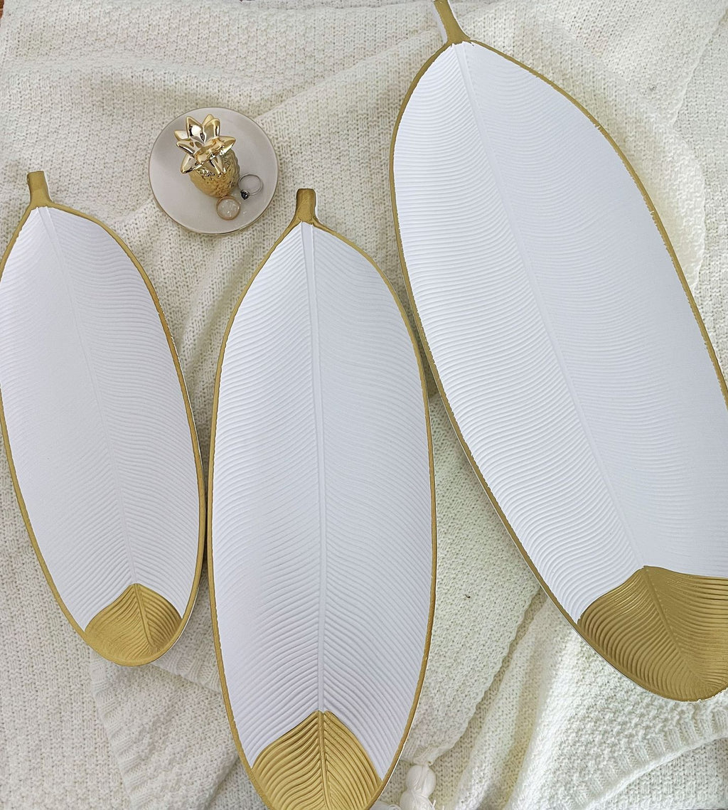 50% descuento, bandejas diseño hoja  blanco con dorada