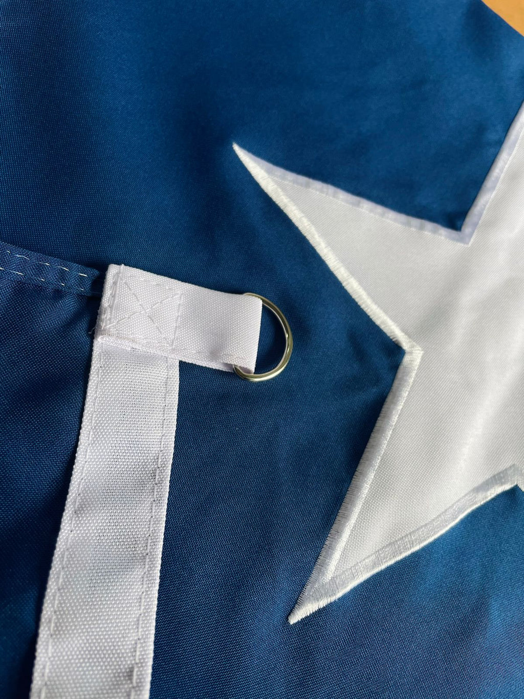 Bandera de chile, detalle  bordada grande