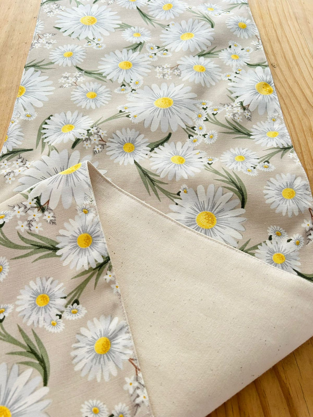 Camino de mesa repelente