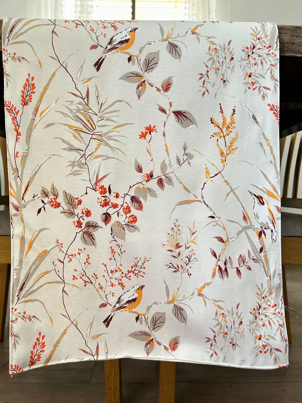 Camino de mesa repelente