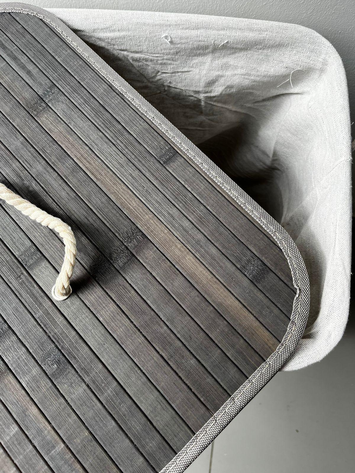 Cesto de ropa rectangular bambu