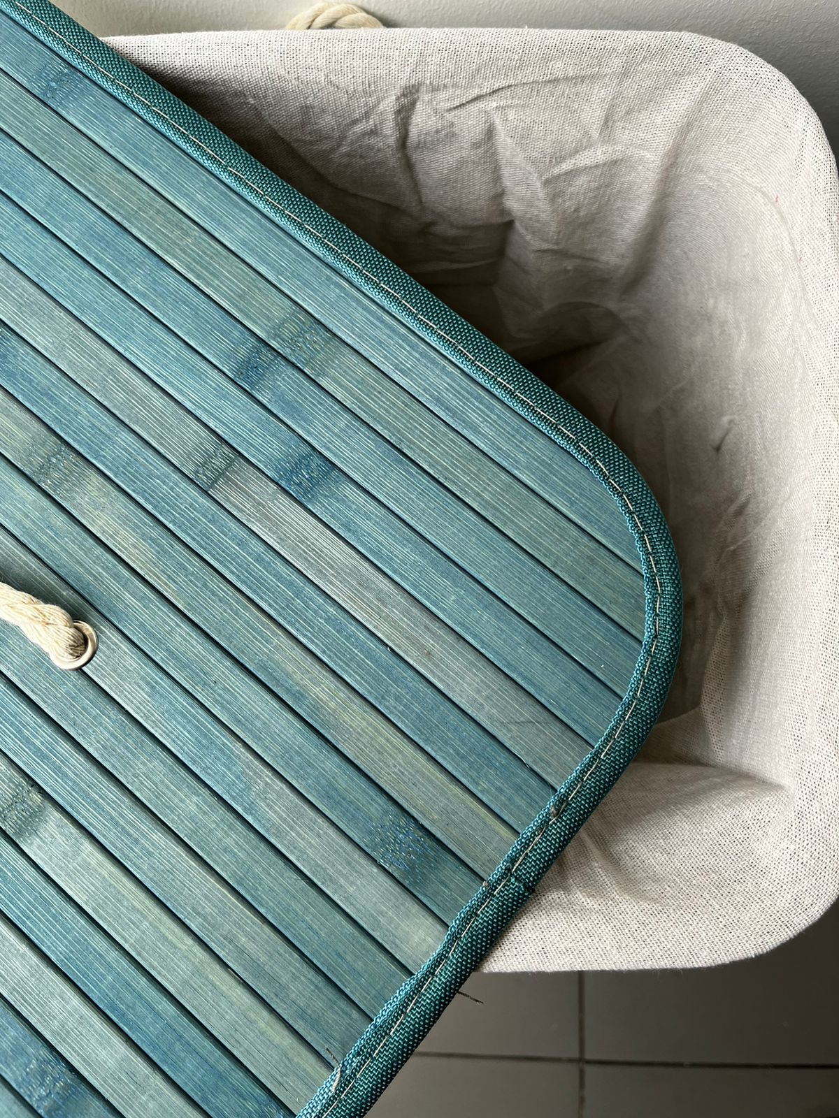 Cesto de ropa rectangular bambu