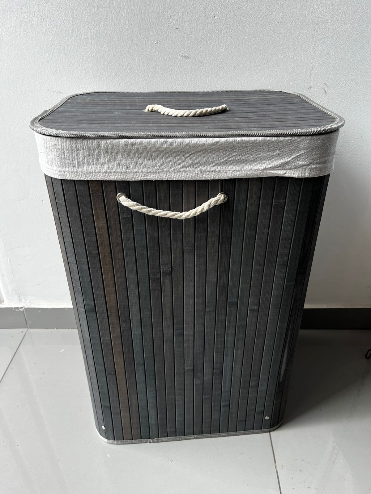 Cesto de ropa rectangular bambu