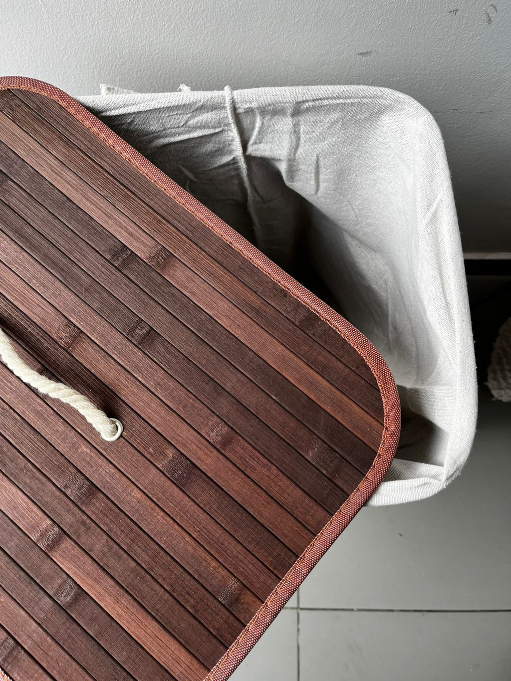 Cesto de ropa rectangular bambu