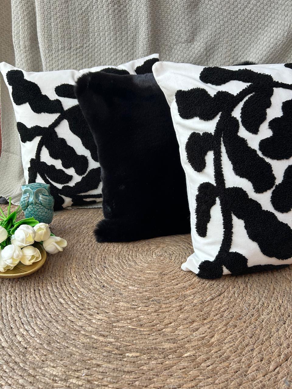 Set de 3 cojines combinados negro ¡Paga 2, lleva 3!