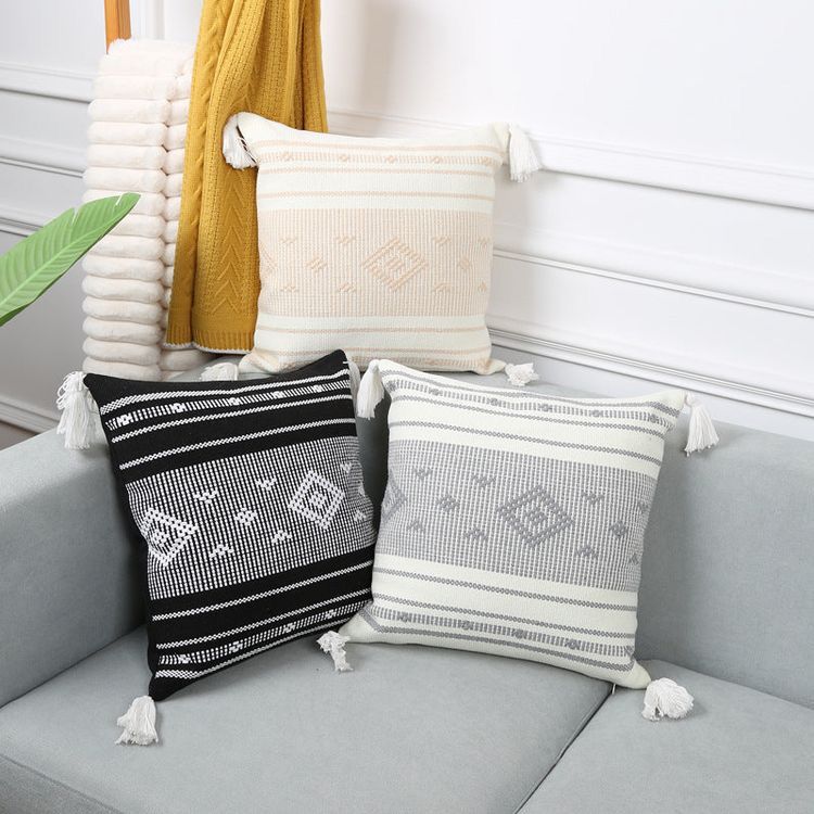 Fundas de cojines Kilim con borlas