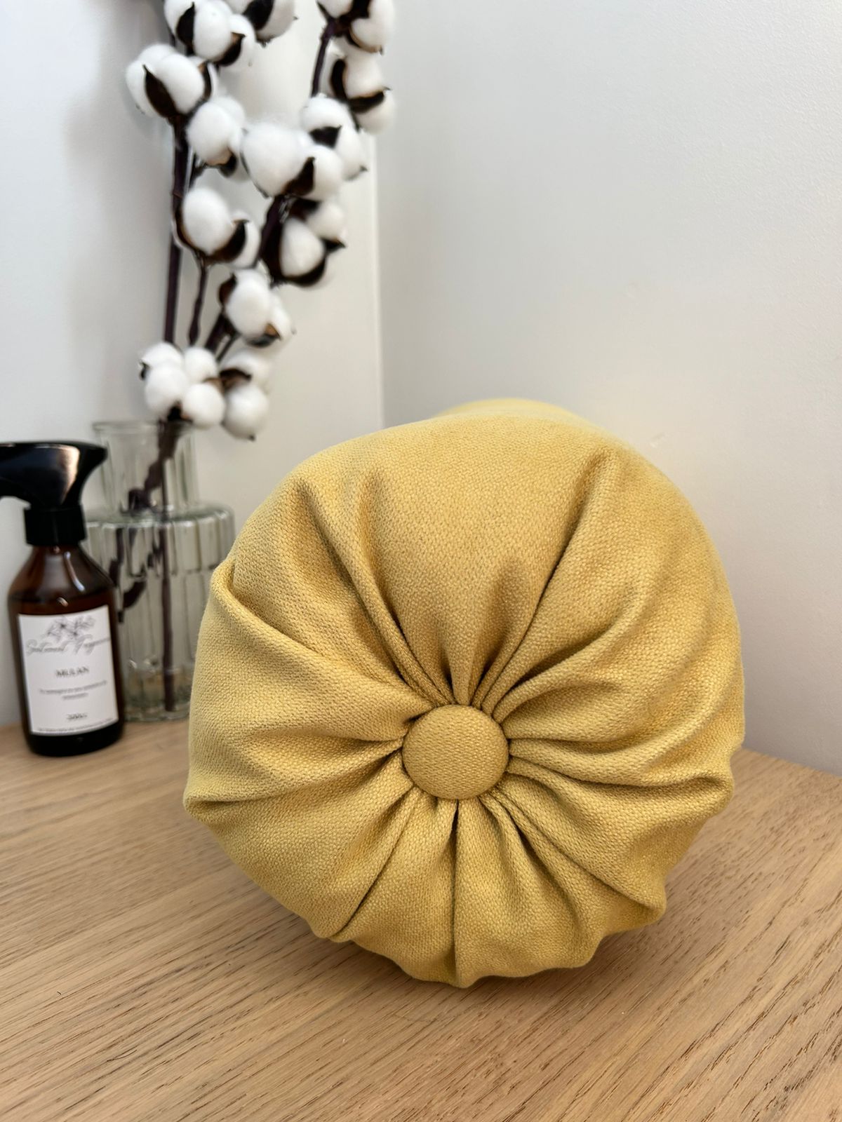 Cojín cilíndrico lino, mostaza