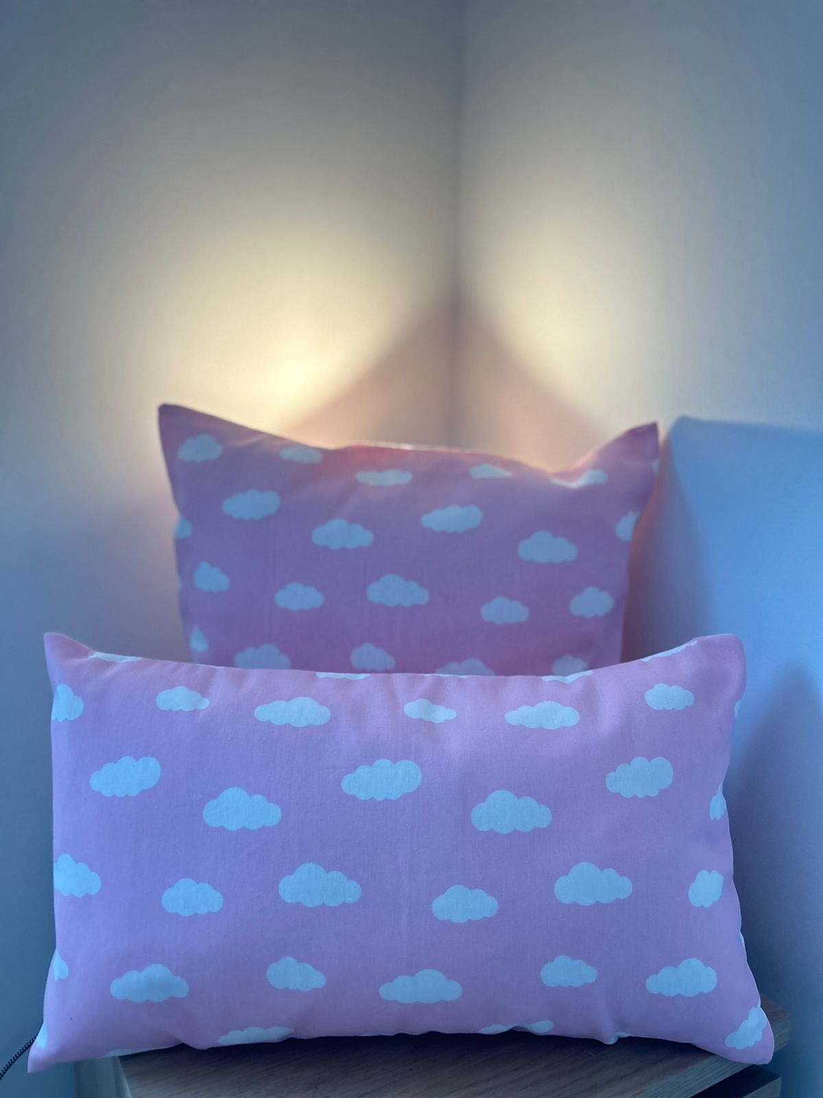 Fundas de cojines,  diseño nubes rosa