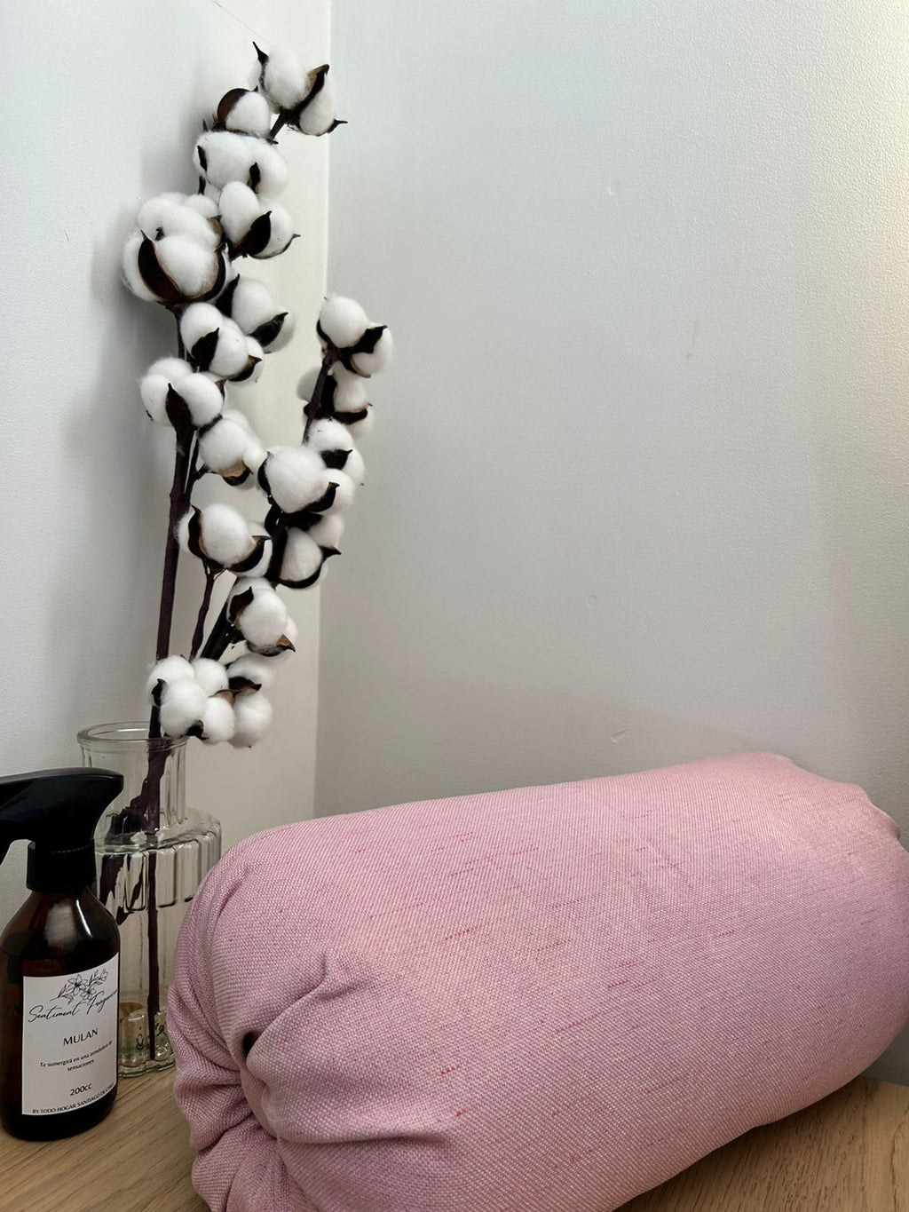 Cojín cilíndrico lino rosado