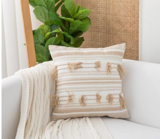 Fundas de cojines kilim con borlas