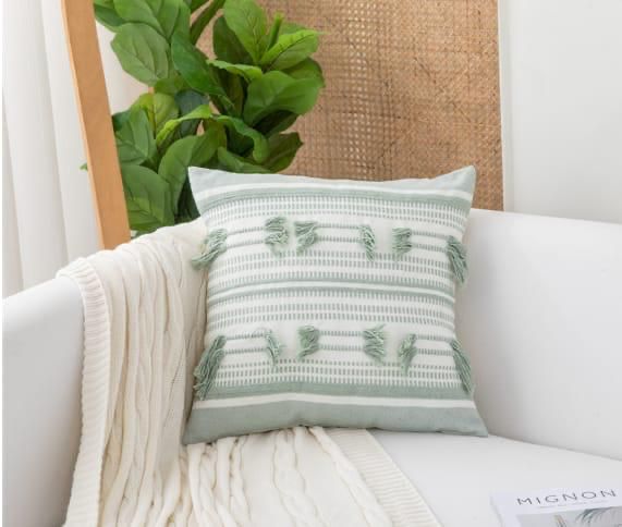 Fundas de cojines kilim con borlas