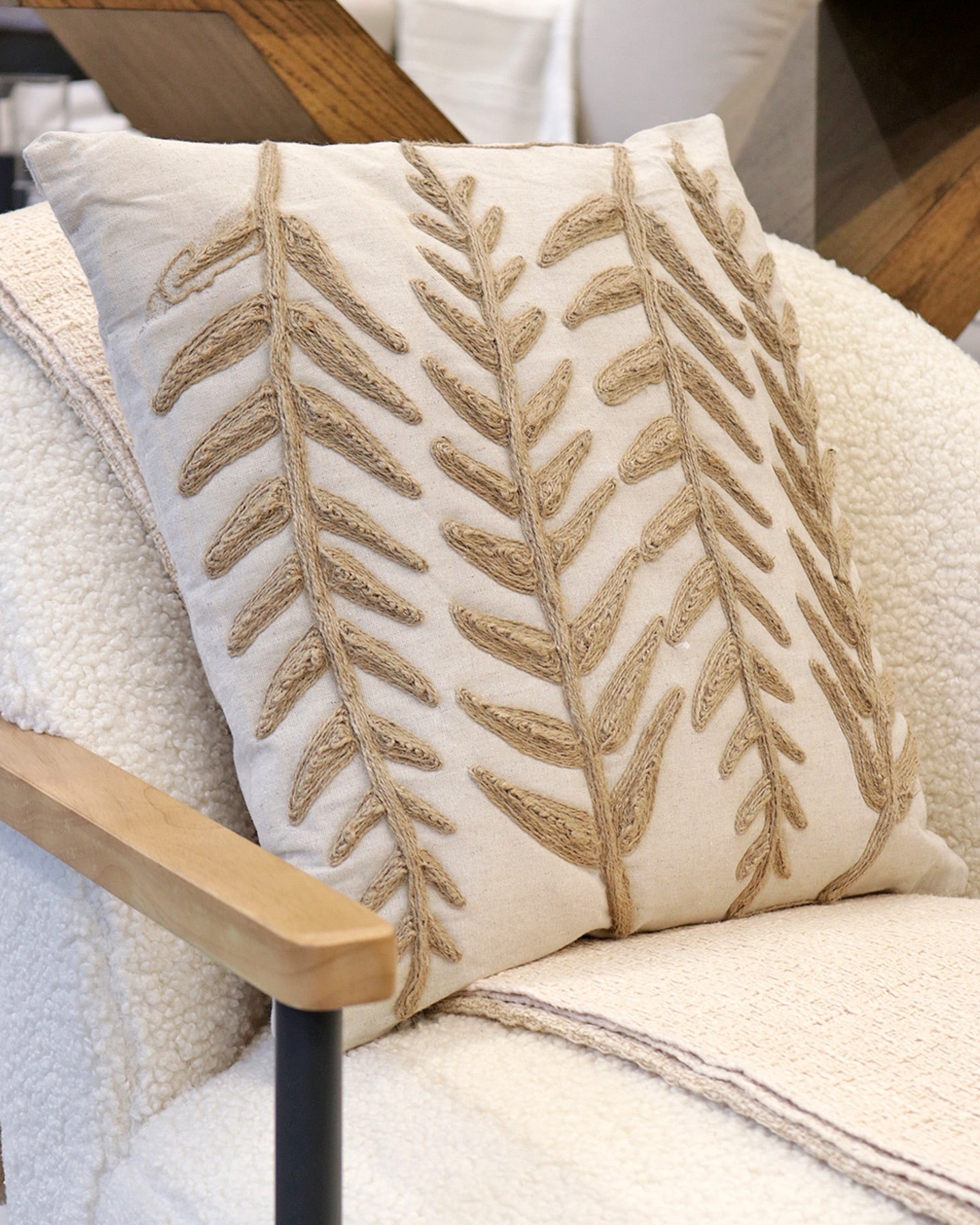 Fundas de cojines con detalles en yute, espiga