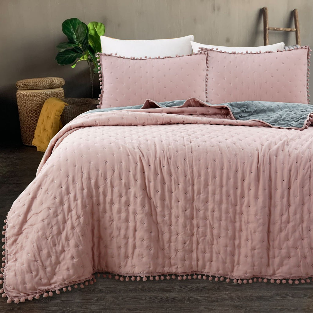 Cubrecamas Algodón con pom poms