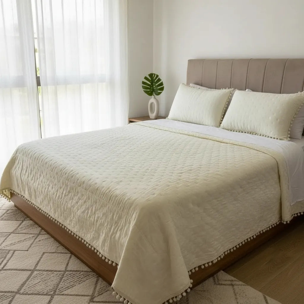 Cubrecama Algodón  super king pompon | blanco invierno