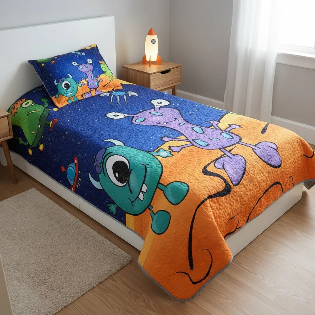 Cubrecama Quilt 1.5 Plazas Infantil Monstruos Del Espacio