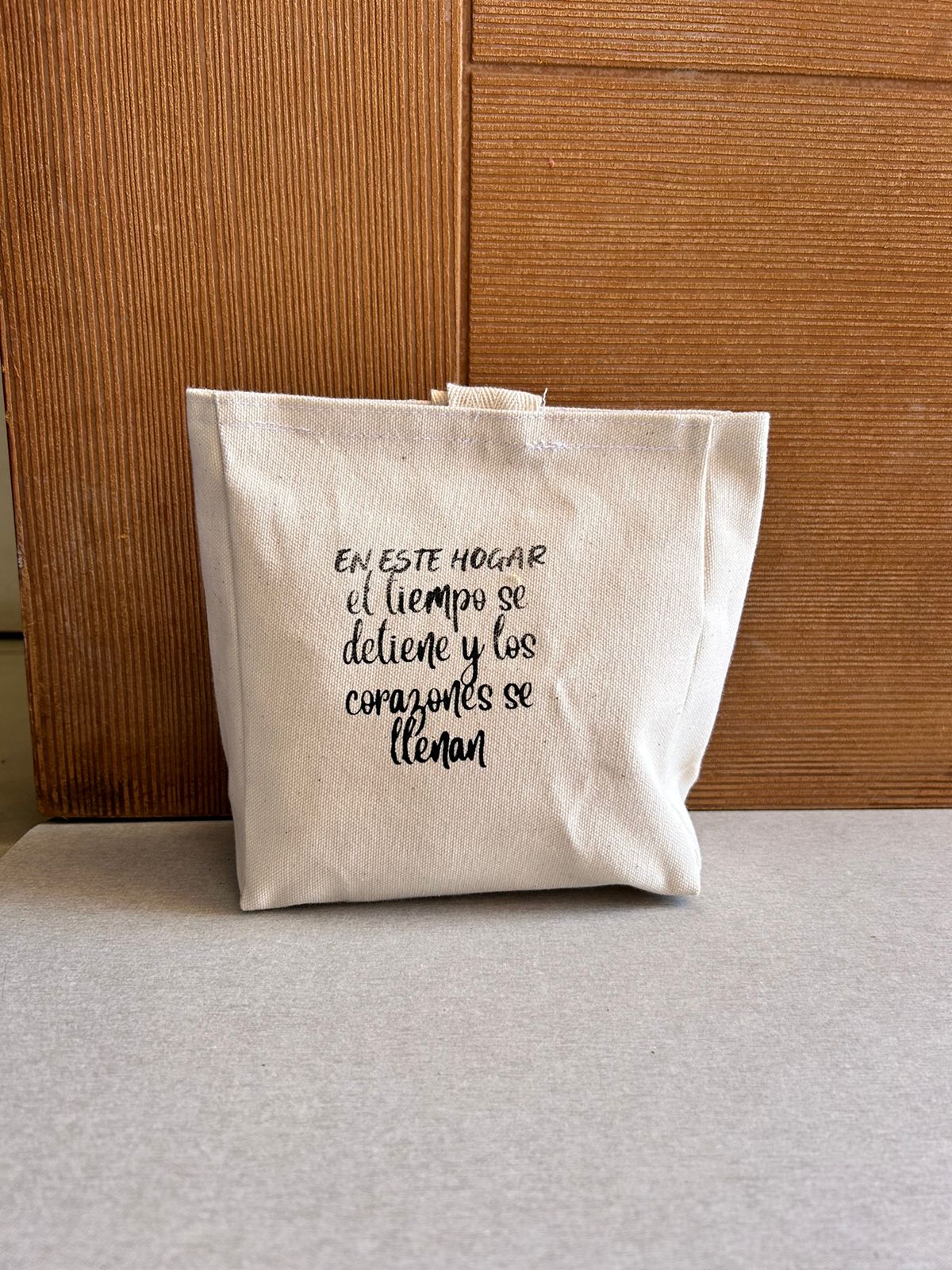 Tope de puerta bolsas decorativo, En este hogar.....