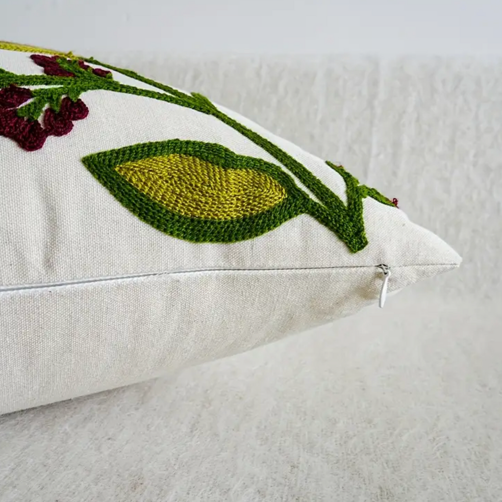 Fundas de cojines bordadas en 45x45cm y 30x50cm