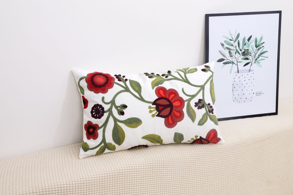 Fundas de cojines bordadas en 45x45cm y 30x50cm