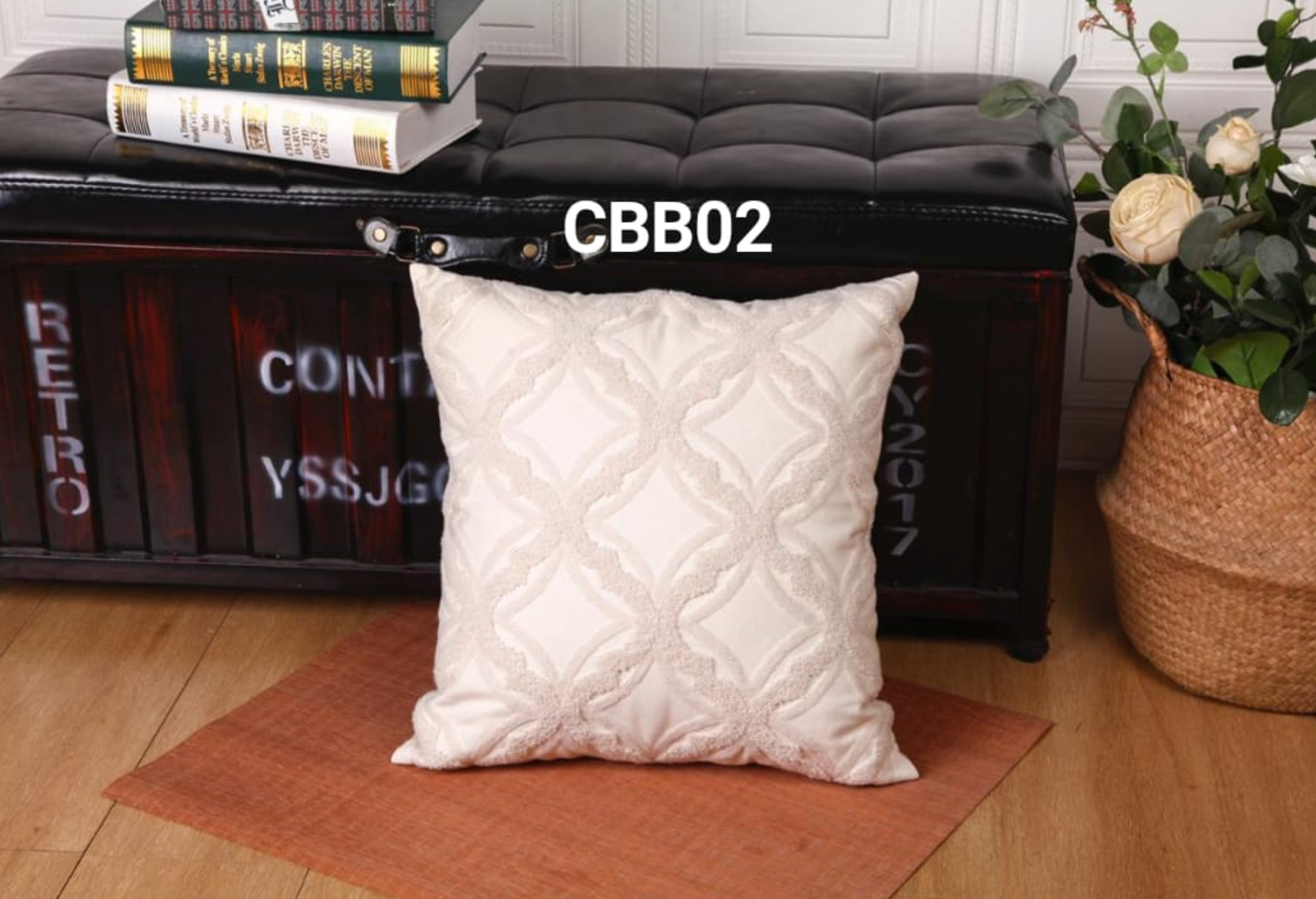 Fundas de cojines bordados en  tonos  beige