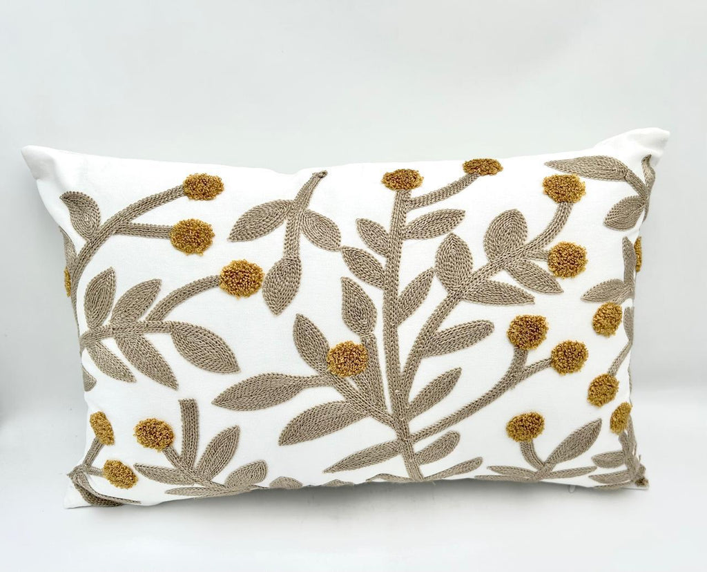 Fundas de cojines bordadas en 45x45cm y 30x50cm