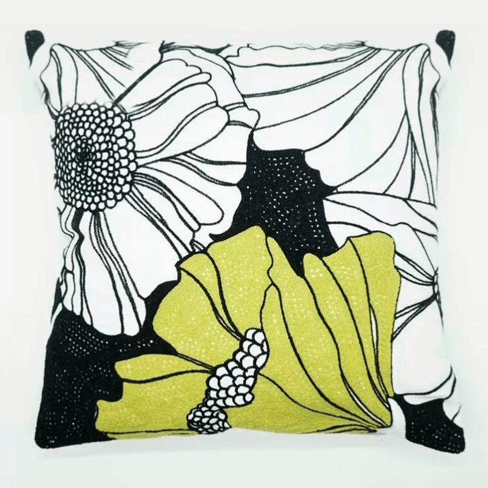 Fundas de cojines con flores bordadas