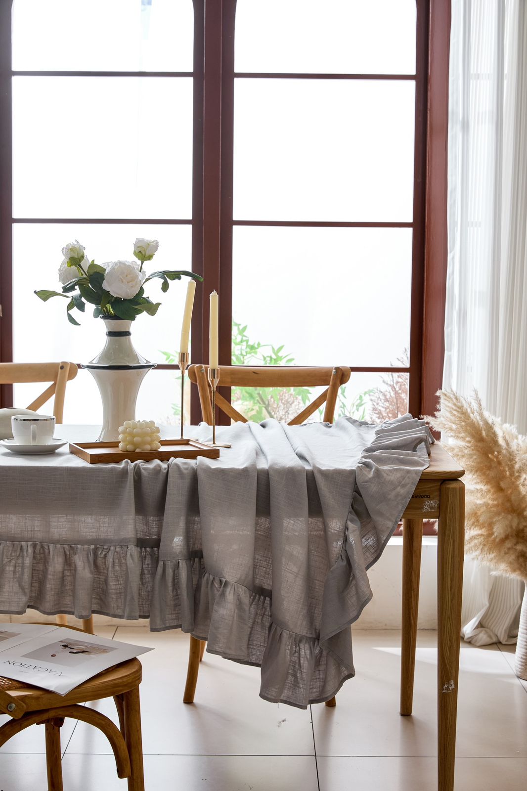 Mantel elegante,  de lino gris