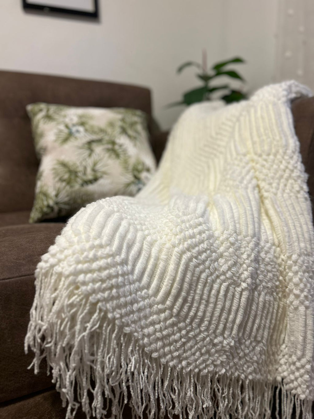 Manta con borlas, color beige