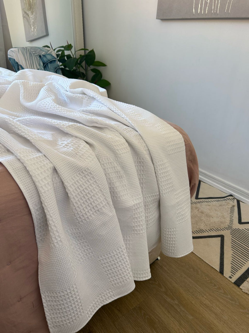 Manta color  blanco, 1.20cm x 1.80cm