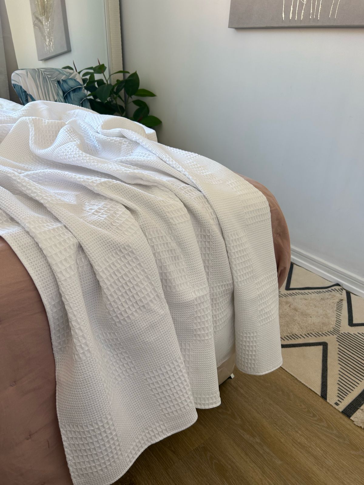 Manta color  blanco, 1.20cm x 1.80cm