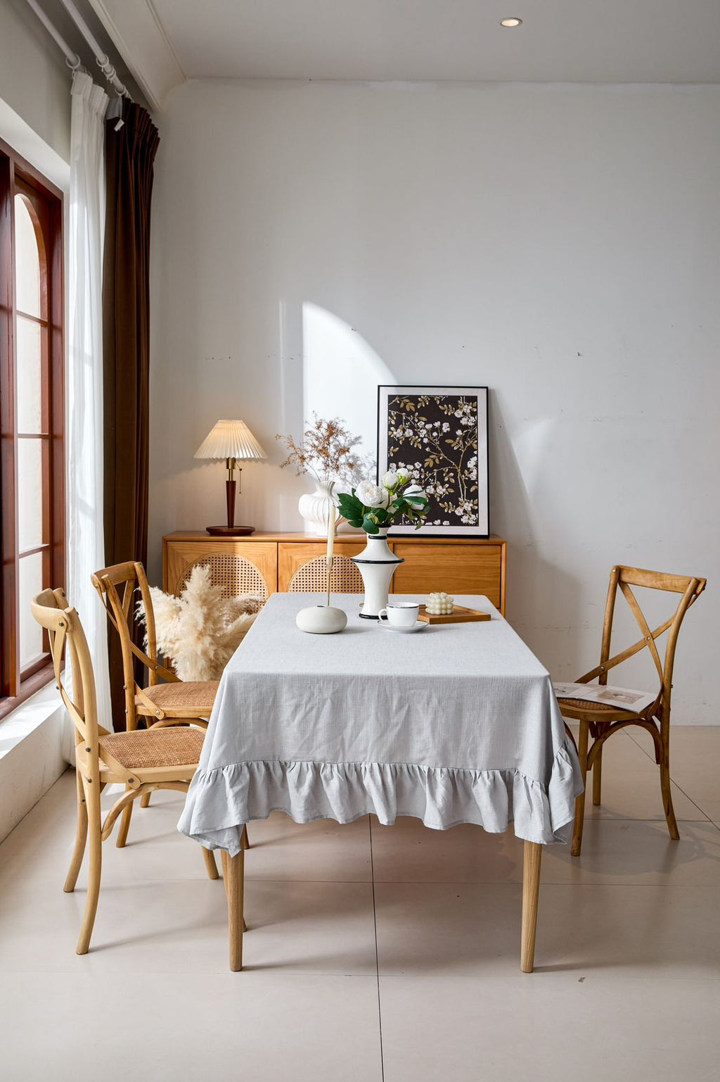 Mantel elegante,  de lino gris