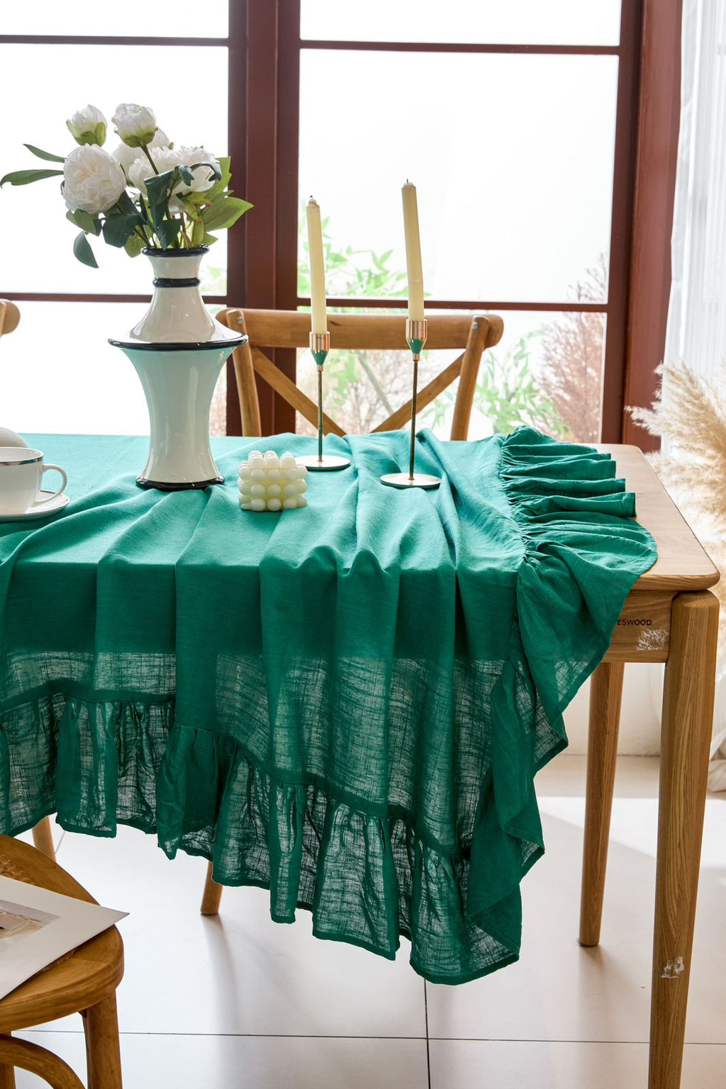 Mantel elegante,  de lino turquesa