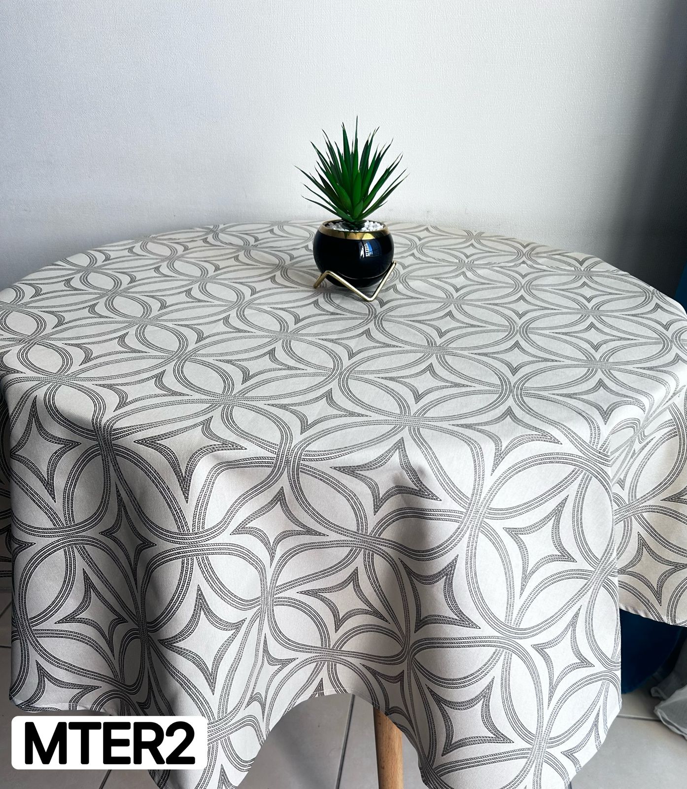 Manteles redondos  repelentes