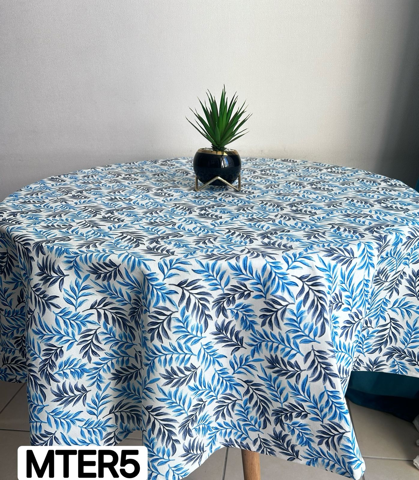 Manteles redondos  repelentes