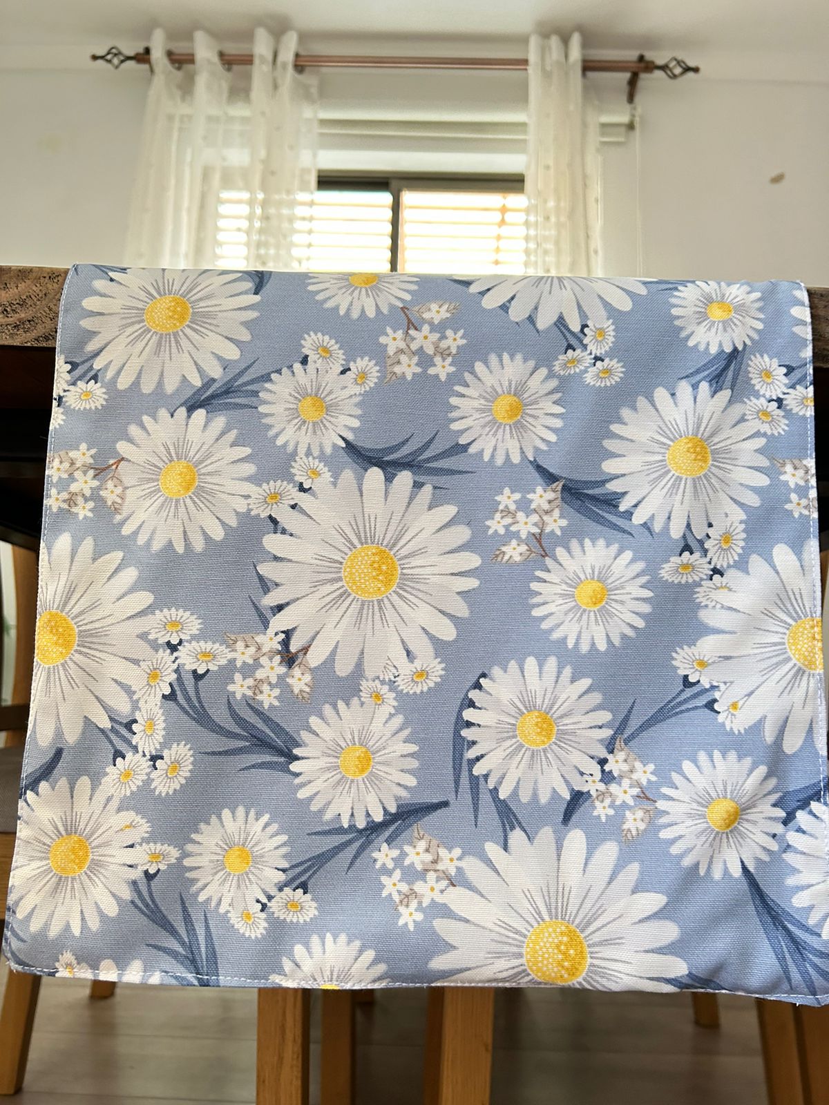 Camino de mesa repelente