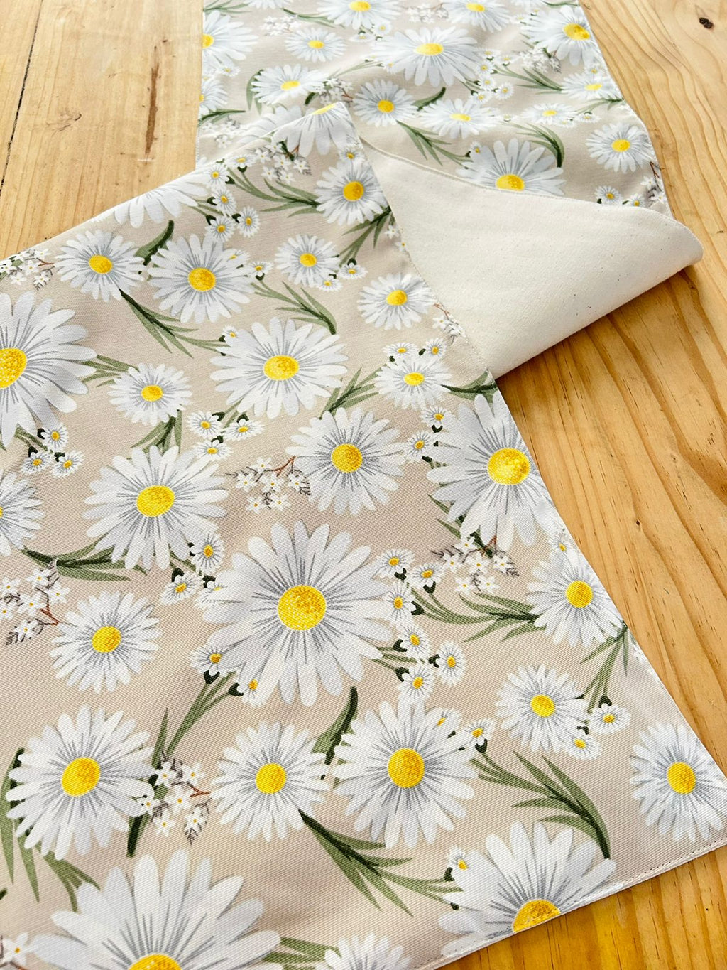 Camino de mesa repelente