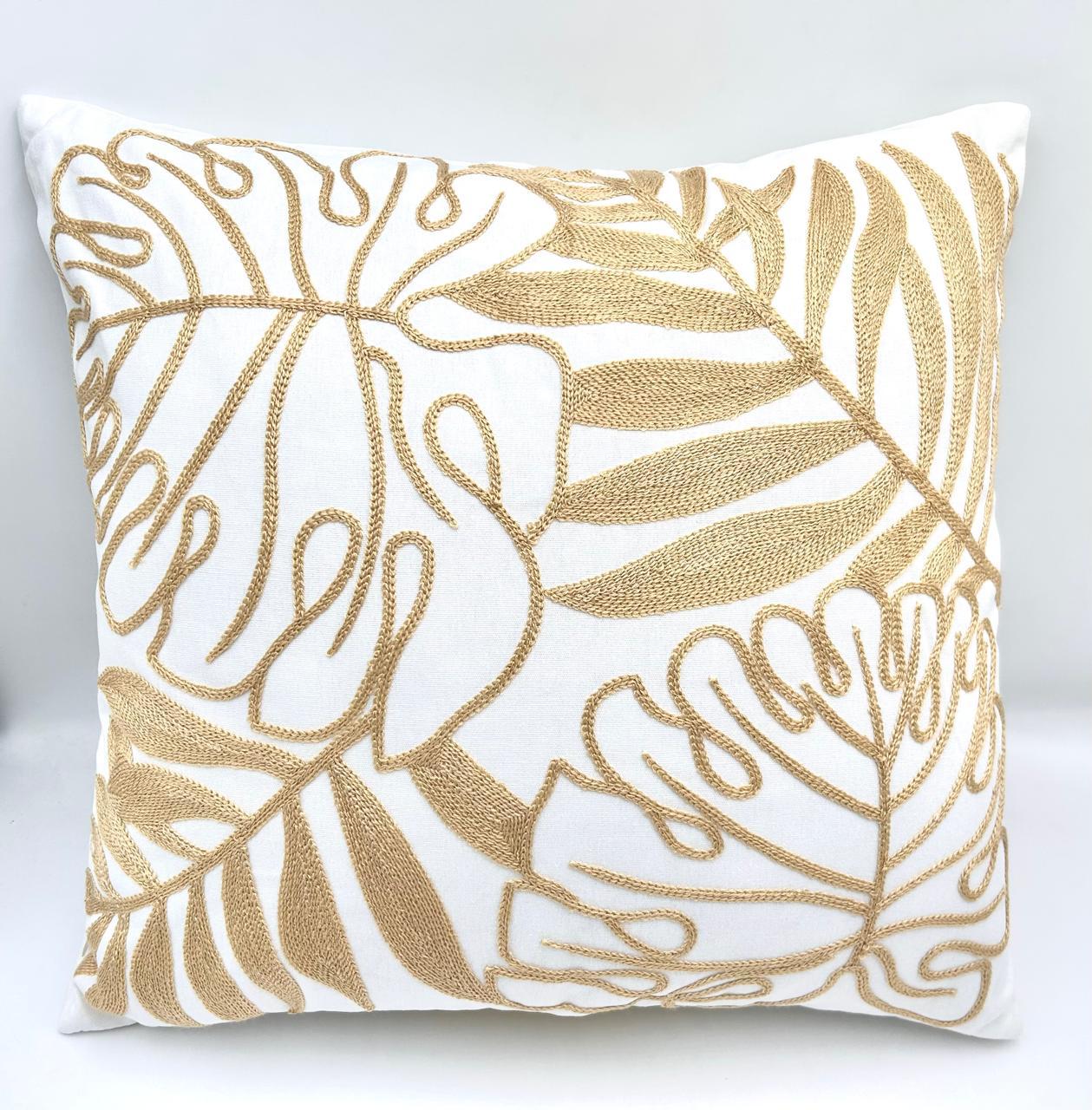 Fundas de cojines bordadas en 45x45cm